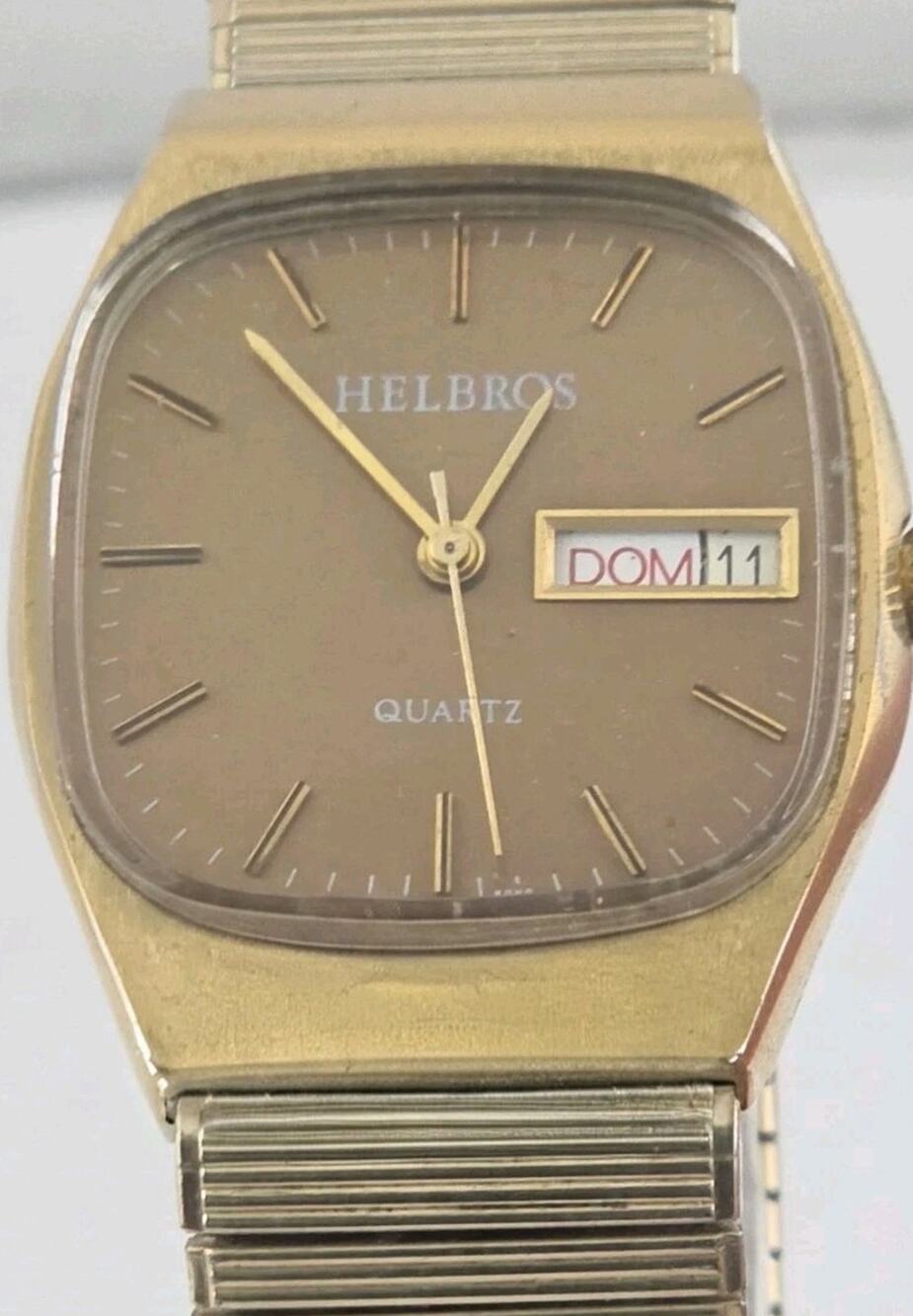 Vintage Helbros Men's 6 Jewel Quartz FE 8122 Watch Rare Brown Dial Day Date Runs